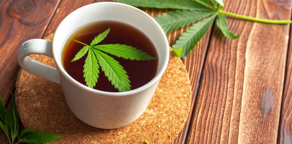 ¿QUÉ BENEFICIOS TIENE EL TÉ DE CANNABIS?