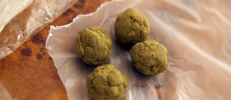 LE CARATTERISTICHE VISIVE DI UN HASHISH DI BUONA QUALITÀ