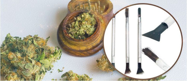 Cómo limpiar un grinder de madera Cómo limpiar un grinder de madera