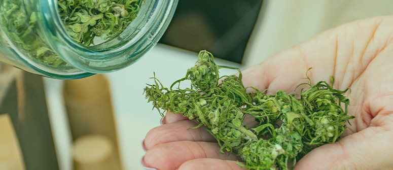 The best way to store weed The best way to store weed