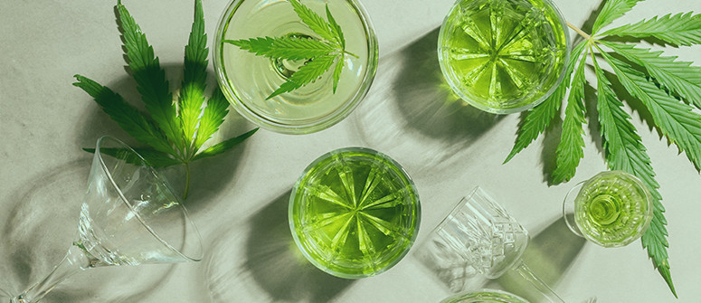 Top 4 cannabis cocktails for New Year’s Eve 