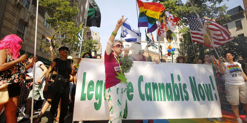 Does legalizing weed help reduce crime rates?